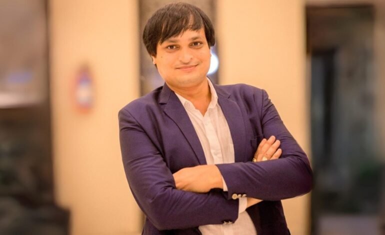 Artificial Intelligence (AI) presents both significant advantages and challenges